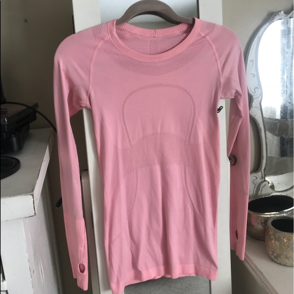 Lulu Lemon swiftly tech long sleeve!